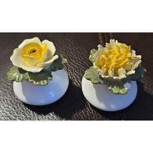 Denton China England Pair Yellow Rose Salt/Pepper Shaker Porcelain *See Picture*